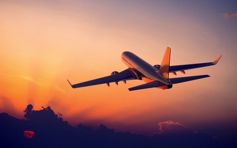 Puzzle Avión al atardecer