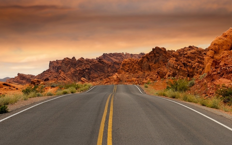 Puzzle Carretera en el desierto